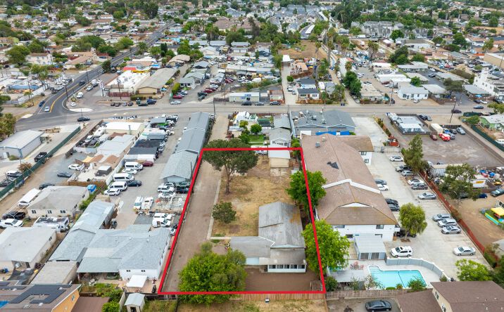 Pictures of Retail, Industrial, Land property located at 8932 Troy St, Spring Valley, CA 91977 for lease - image #1