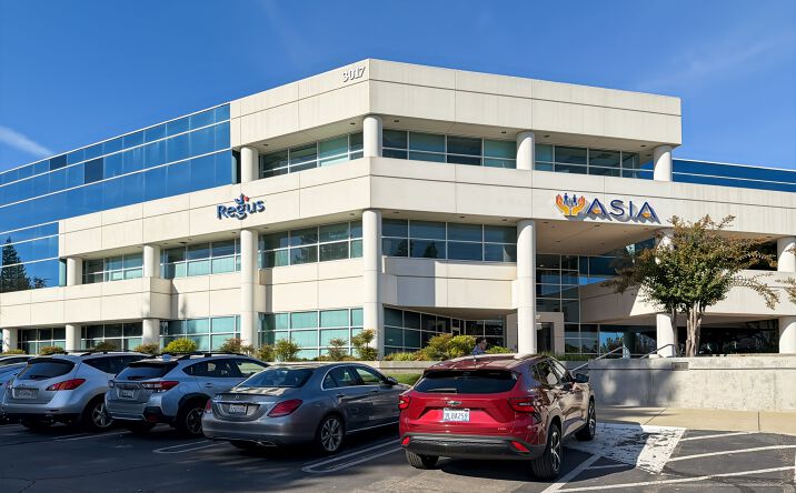 Pictures of Office property located at 3017 Douglas Boulevard, Suite 300, Roseville, CA 95661 for lease - image #1