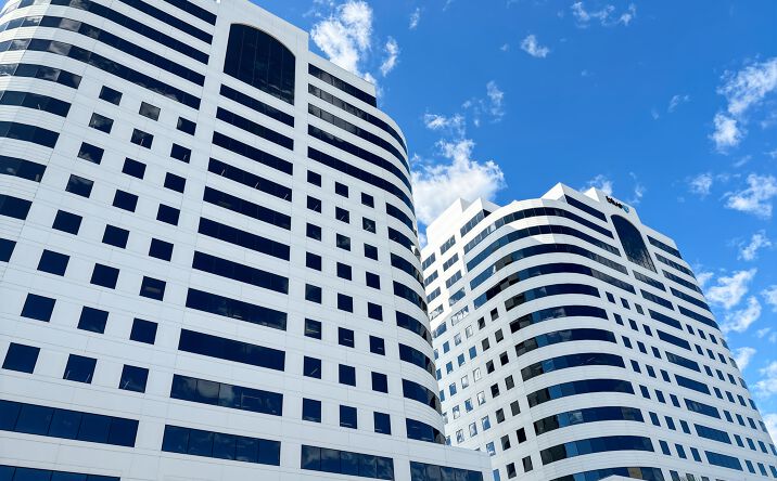 Pictures of Office property located at 6320 Canoga Avenue, 15th Floor, Woodland Hills, Los Angeles, CA 91367 for lease - image #1