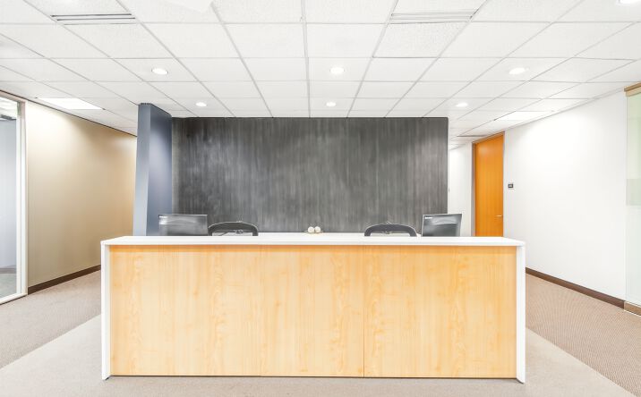 Pictures of Office property located at 2000 Town Center, Suite 1900, Southfield, MI 48075 for lease - image #1