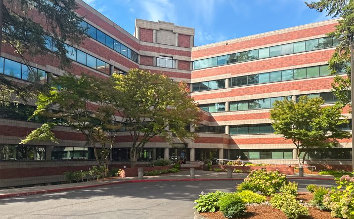 Pictures of Office property located at 5 Centerpointe Drive, Suite 400, Lake Oswego, OR 97035 for lease - image #1