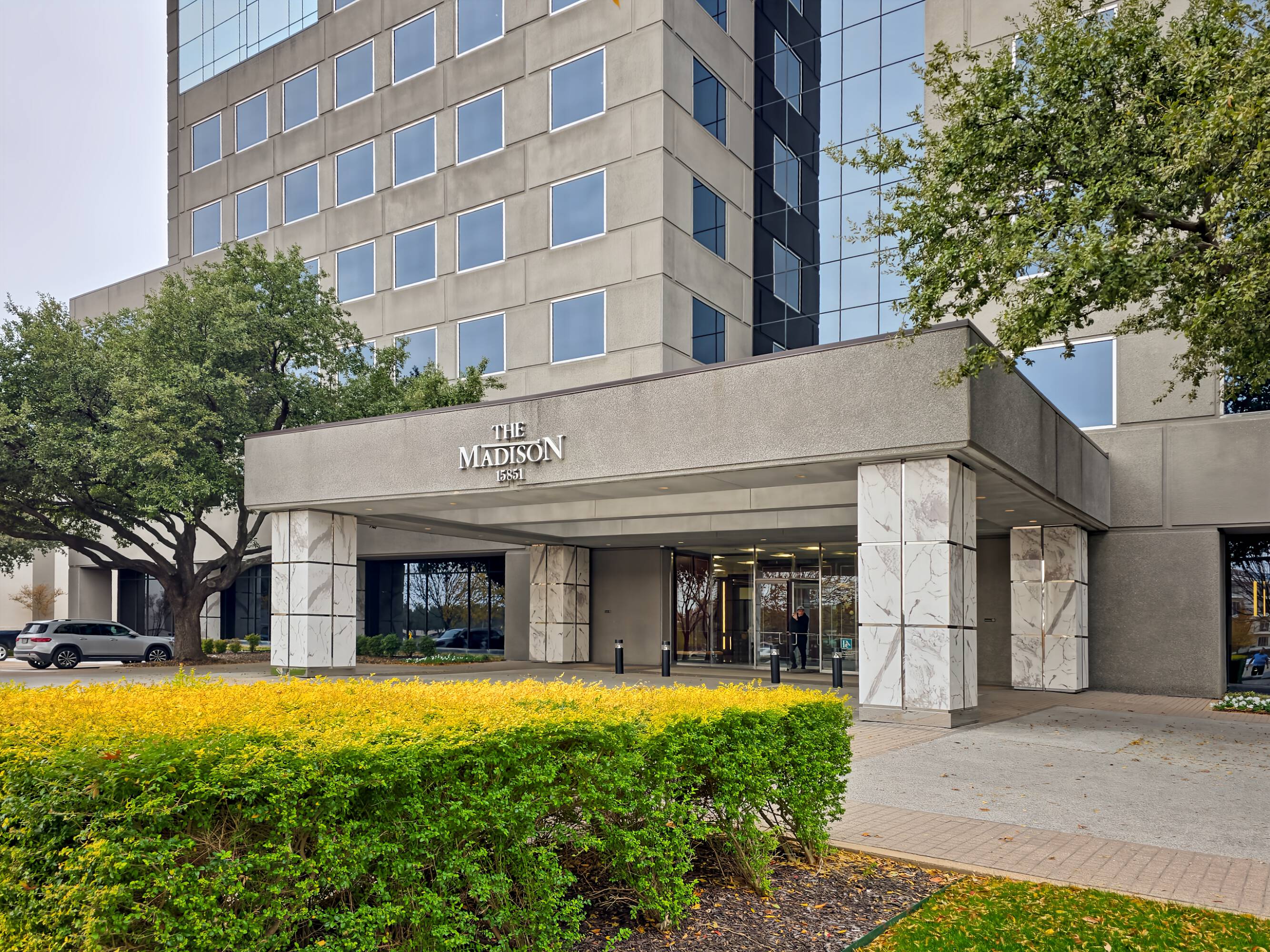 3642974