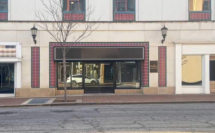 Pictures of Office property located at 435 Nichols Road, Suite 200, Kansas City, MO 64112 for lease - image #1