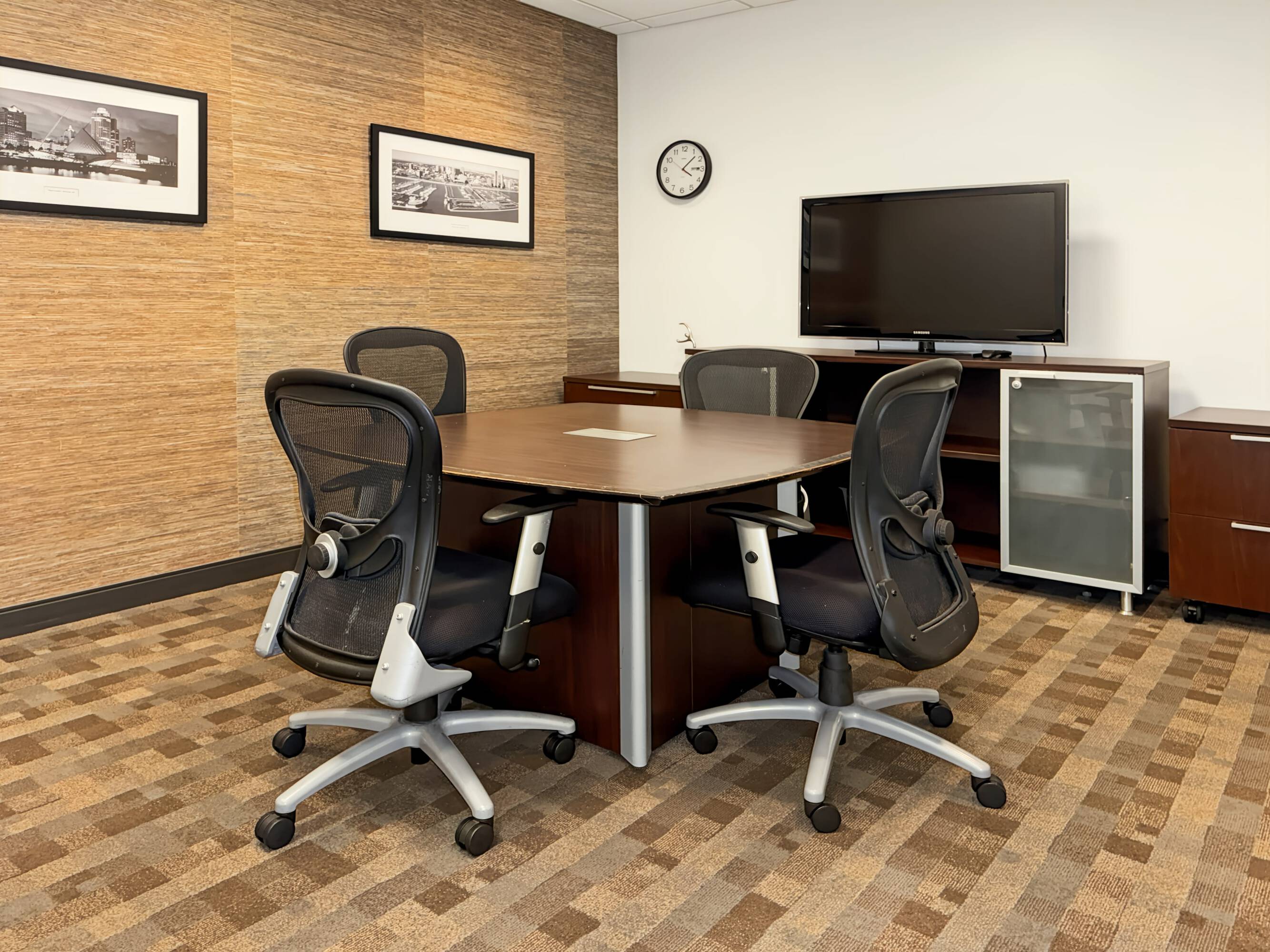 3645932