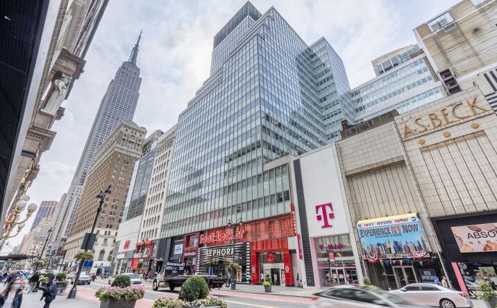 Pictures of Office property located at 112 W. 34th Street, 17th and 18th Floors, New York, NY 10120 for lease - image #1