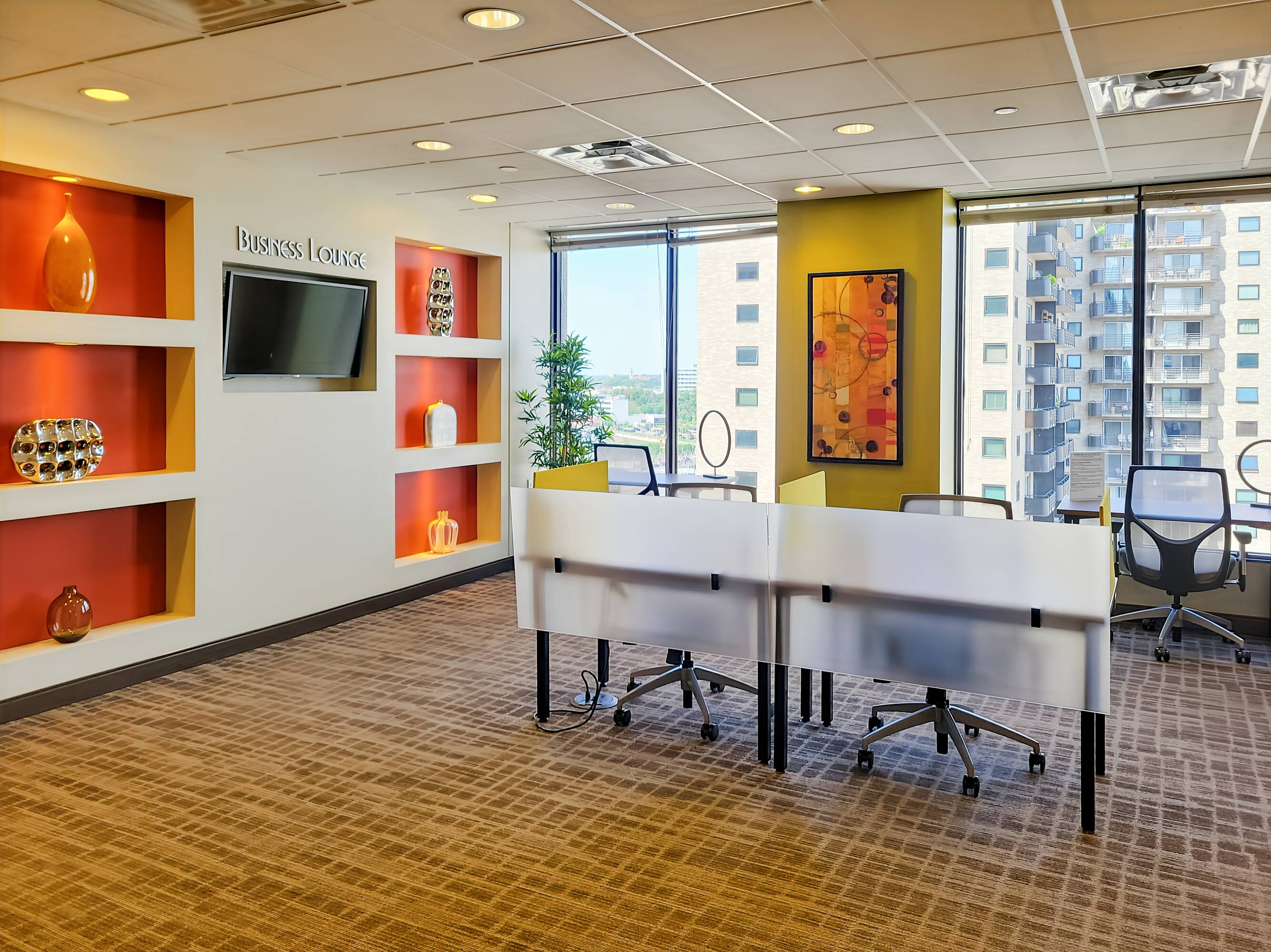 3658939