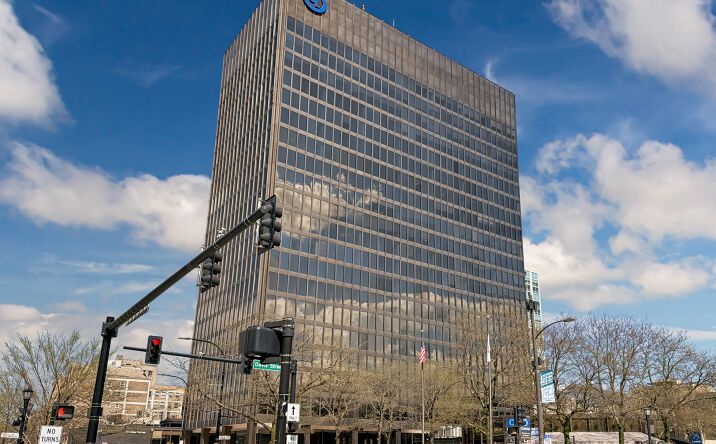 Pictures of Office property located at 1603 Orrington Avenue, Suite 600, Evanston, IL 60201 for lease - image #1