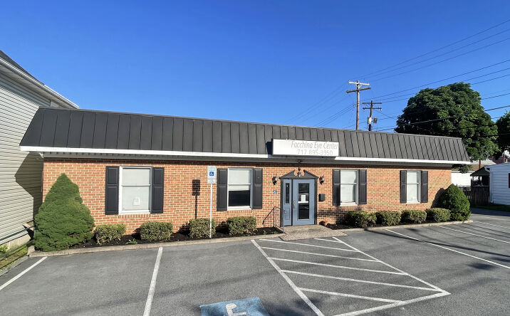 Pictures of Retail, Office property located at 43 S WASHINGTON ST, GREENCASTLE, PA 17225 for lease - image #1