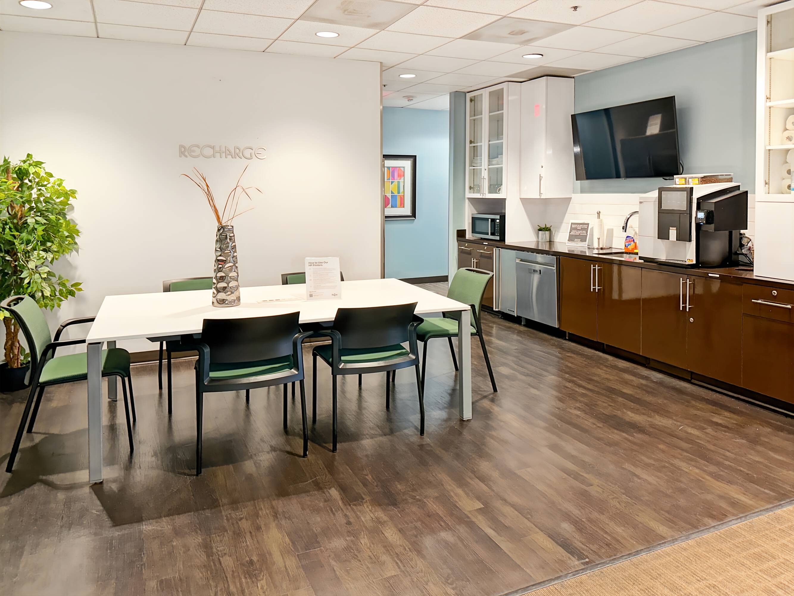 3665547