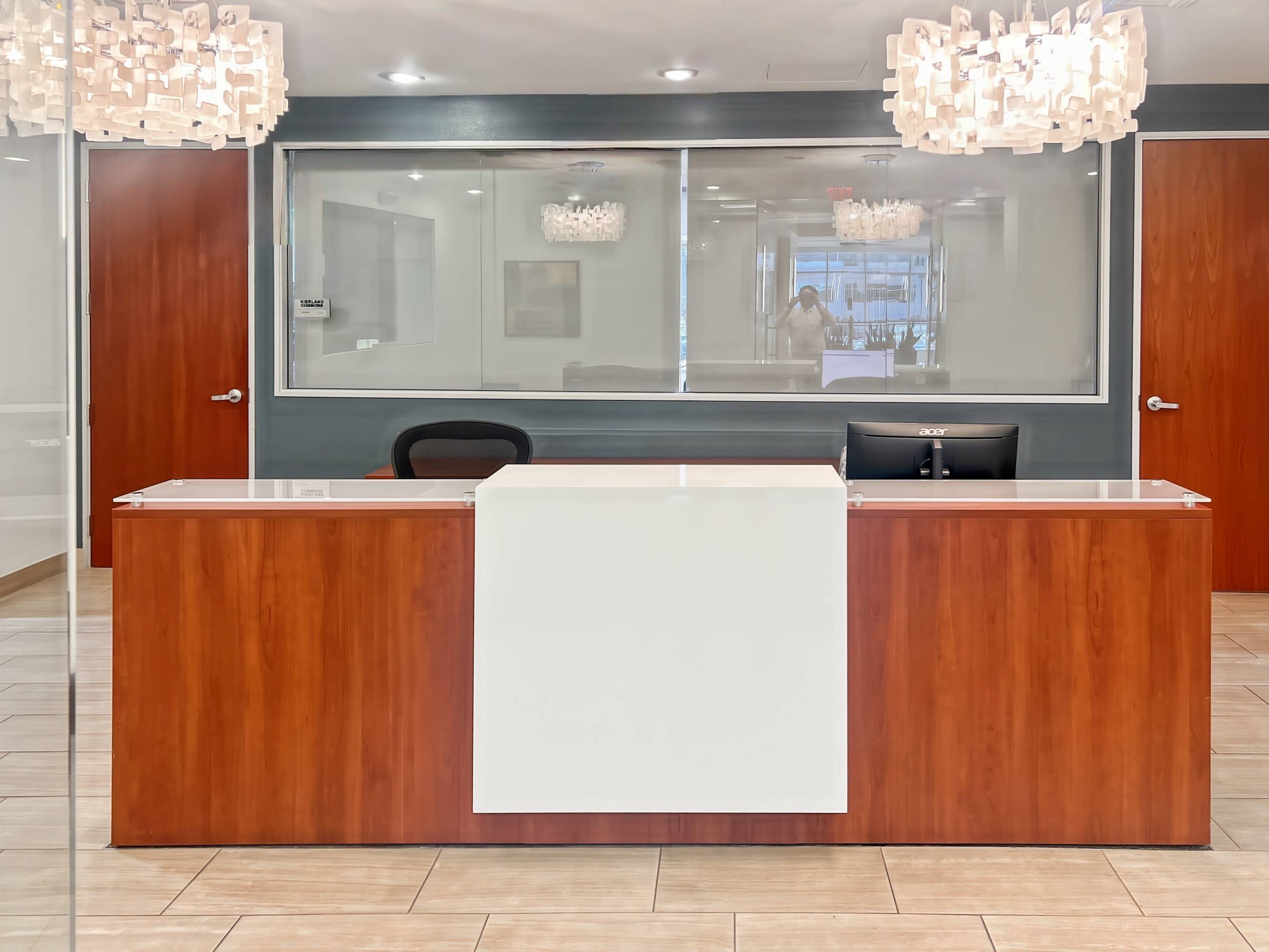 3665753