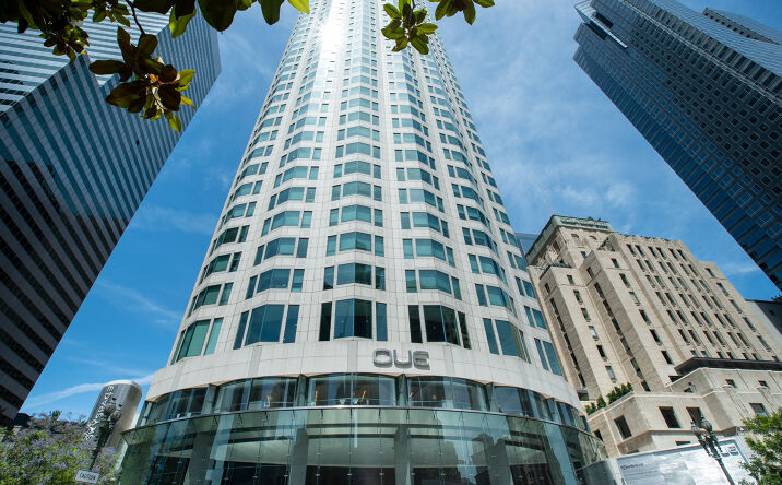 Pictures of Office property located at 633 West Fifth Street, 26th and 28th Floors, Los Angeles, CA 90071 for lease - image #1