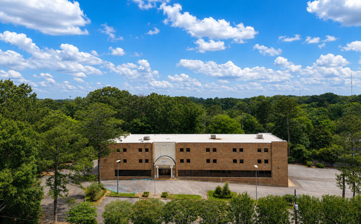 Pictures of Office property located at 3815 Interstate Ct, Montgomery, AL 36109 for lease - image #1