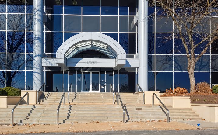 Pictures of Office property located at 3636 S. Geyer Road, Suite 100, St. Louis, Sunset Hills, MO 63127 for lease - image #1