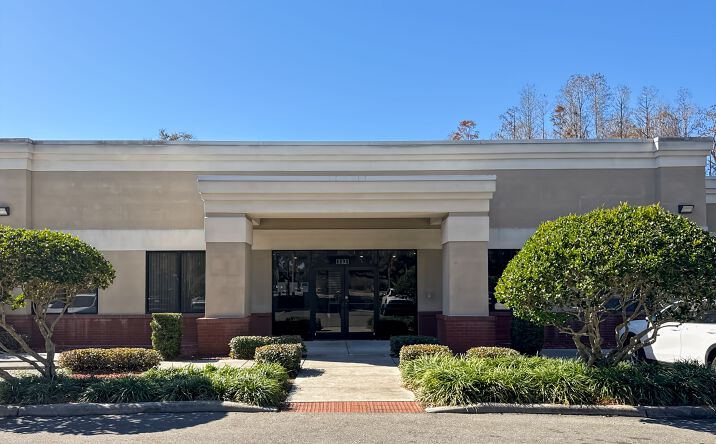 Pictures of Office property located at 8270 Woodland Center Blvd, Tampa, FL 33614 for lease - image #1