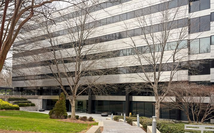Pictures of Office property located at 303 Perimeter Center North, Suite 300, Atlanta, Dunwoody, GA 30346 for lease - image #1