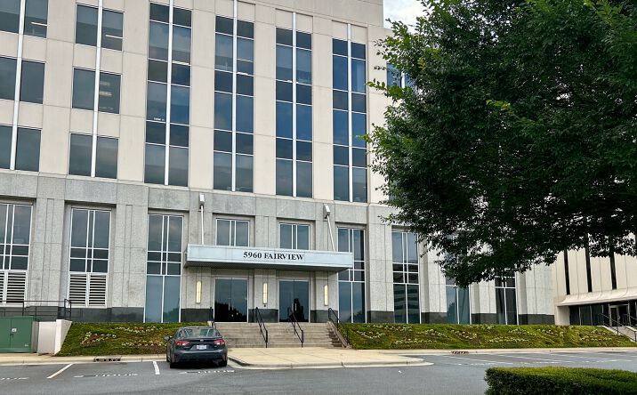 Pictures of Office property located at 5960 Fairview Road, Suites 300 & 400, Charlotte, NC 28210 for lease - image #1