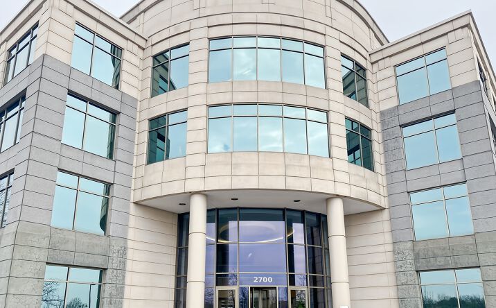 Pictures of Office property located at 2700 Patriot Boulevard, Suite 250, Glenview, IL 60026 for lease - image #1