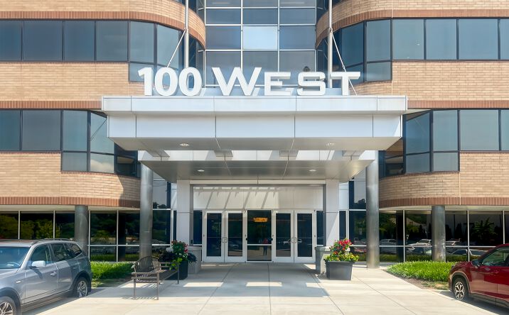 Pictures of Office property located at 100 West Road, Suite 300, Towson, MD 21204 for lease - image #1
