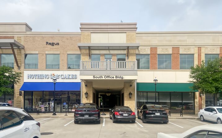 Pictures of Office property located at 2717 Commercial Center Blvd., Suite E200, Katy, Grimaldi's Pizzeria, TX 77494 for lease - image #1