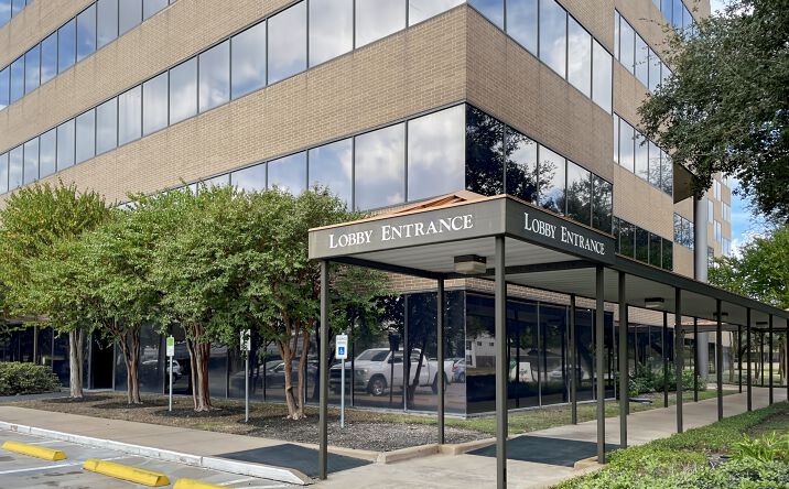 Pictures of Office property located at 2501 Wilcrest, Suite 300, Houston, TX 77042 for lease - image #1