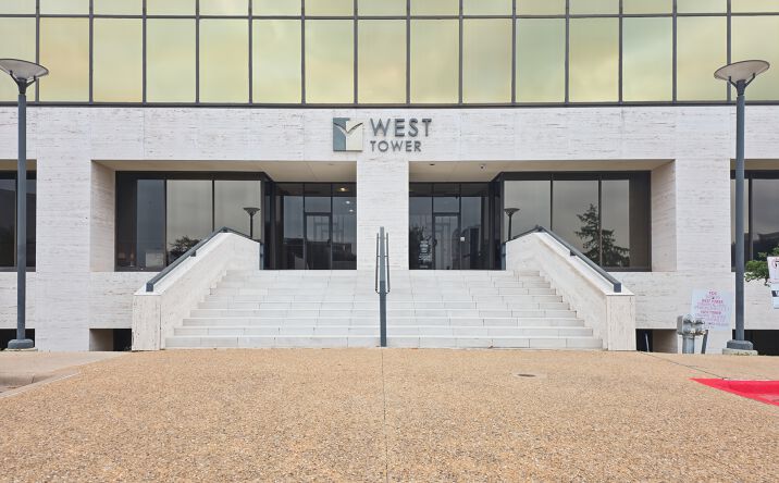 Pictures of Office property located at 1341 W. Mockingbird Lane, Suite 600W, Dallas, TX 75247 for lease - image #1