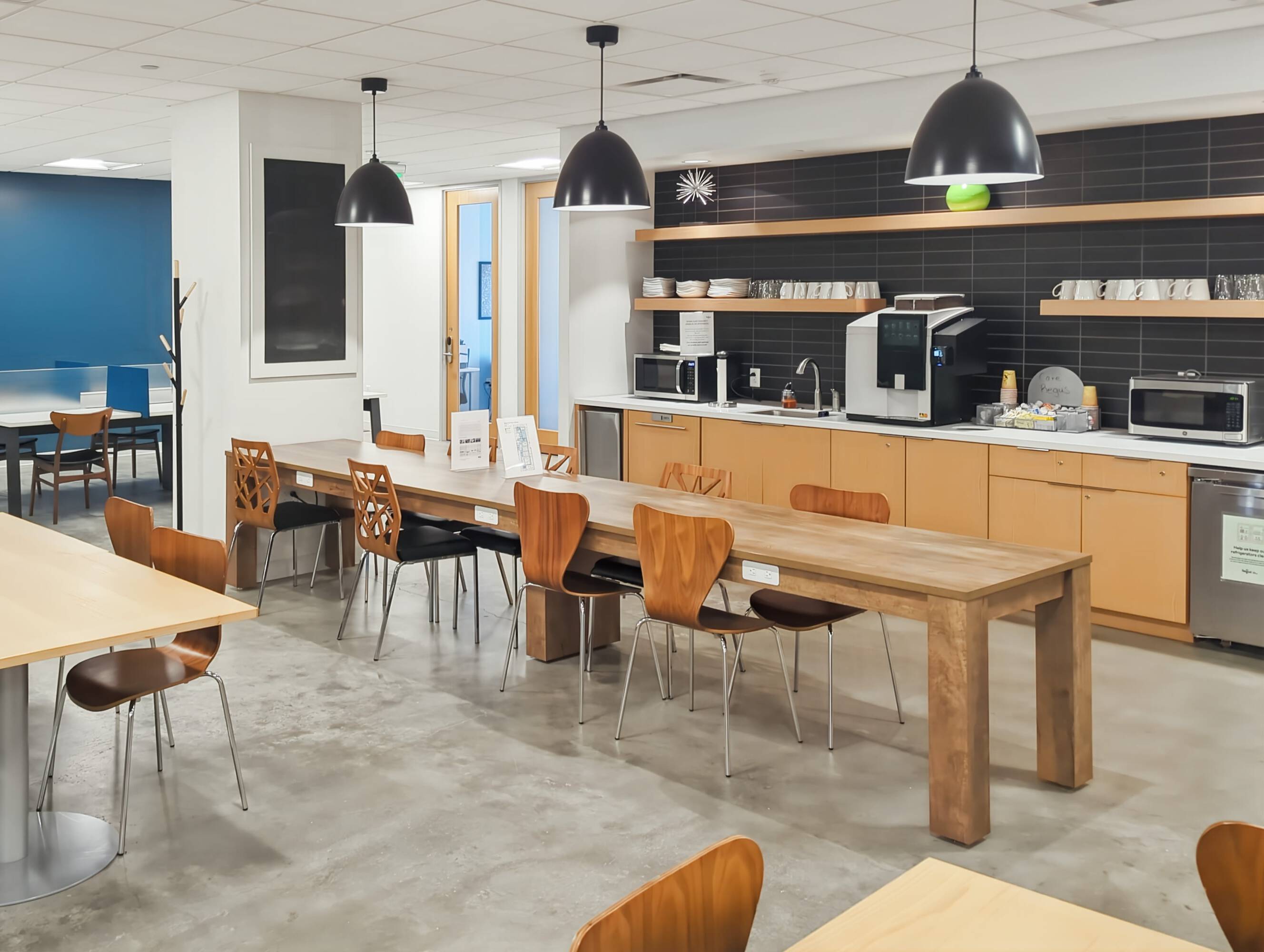 3706021