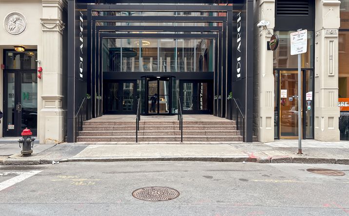 Pictures of Office property located at 101 Arch Street, 8th Floor, Boston, MA 02110 for lease - image #1
