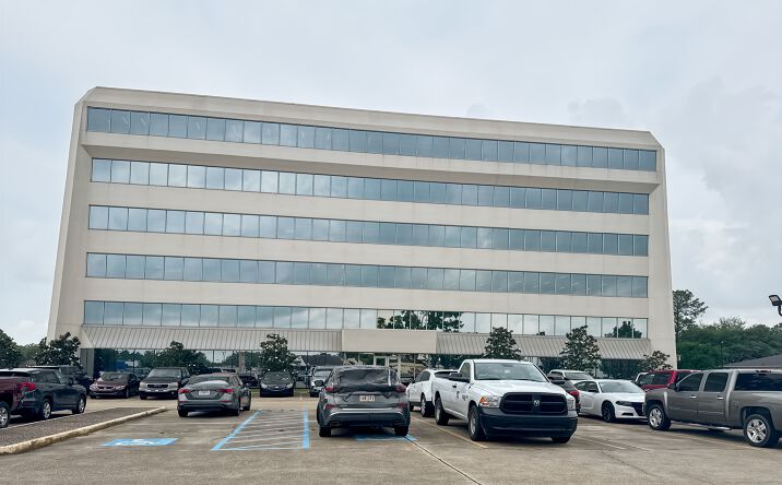 Pictures of Office property located at 2900 Westfork Drive, Suite 401, Baton Rouge, LA 70827 for lease - image #1