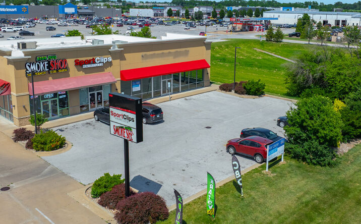 Pictures of Retail property located at 5209 Broadway Street, Quincy, IL 62305 for lease - image #1