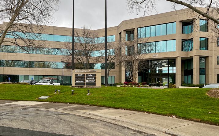 Pictures of Office property located at 8880 Cal Center, 4th Floor, Sacramento, Cal Center Drive, CA 95826 for lease - image #1