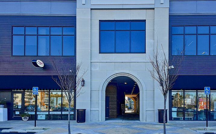 Pictures of Office property located at 5724 Green Street, 2nd Floor, Brownsburg, IN 46112 for lease - image #1