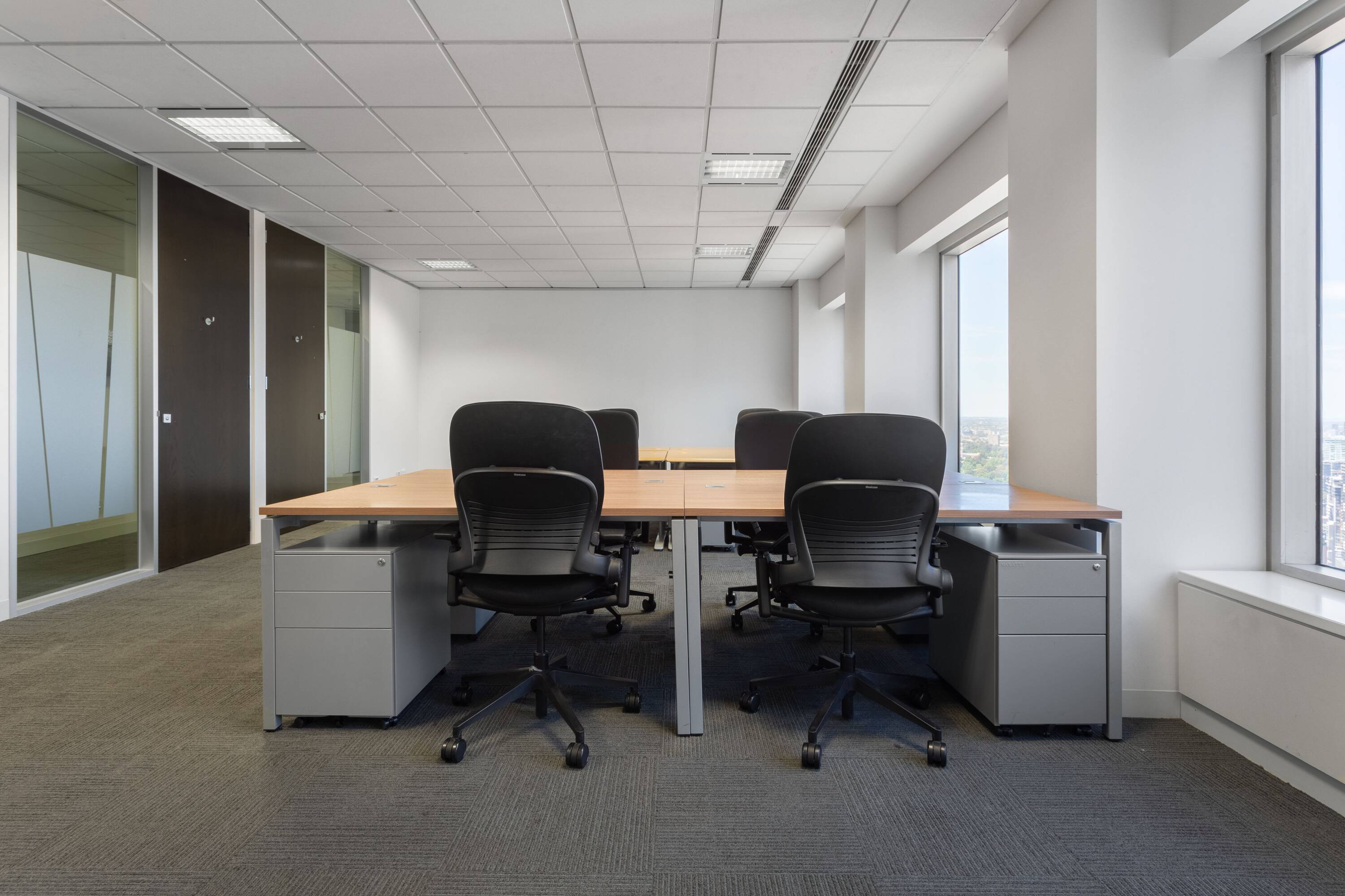 3728800