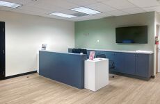 13329596