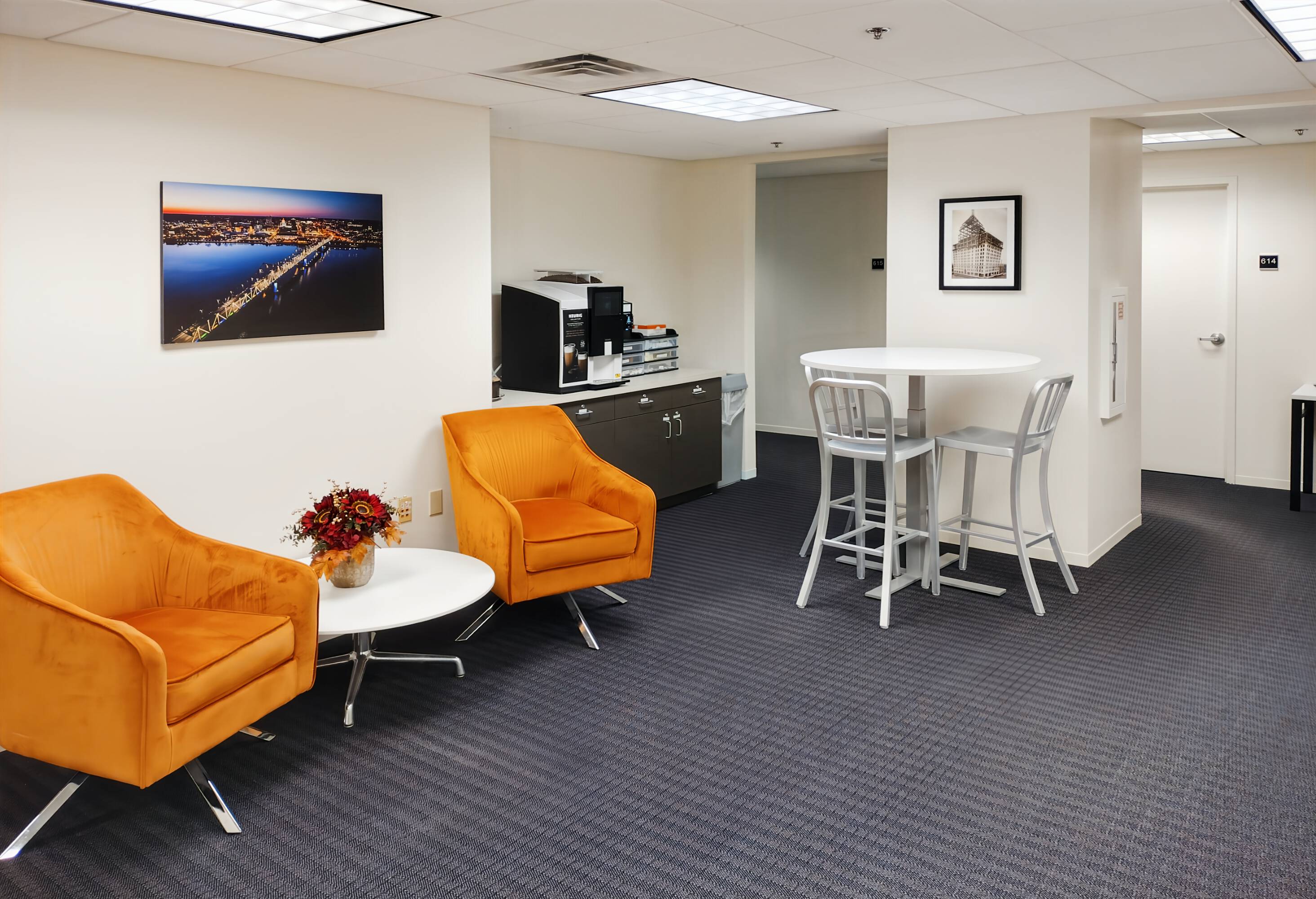 3742472