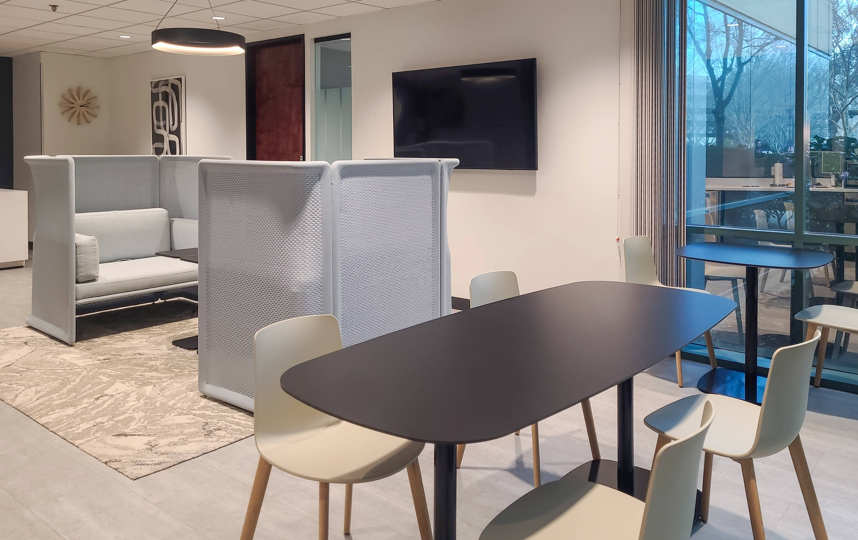 3743603