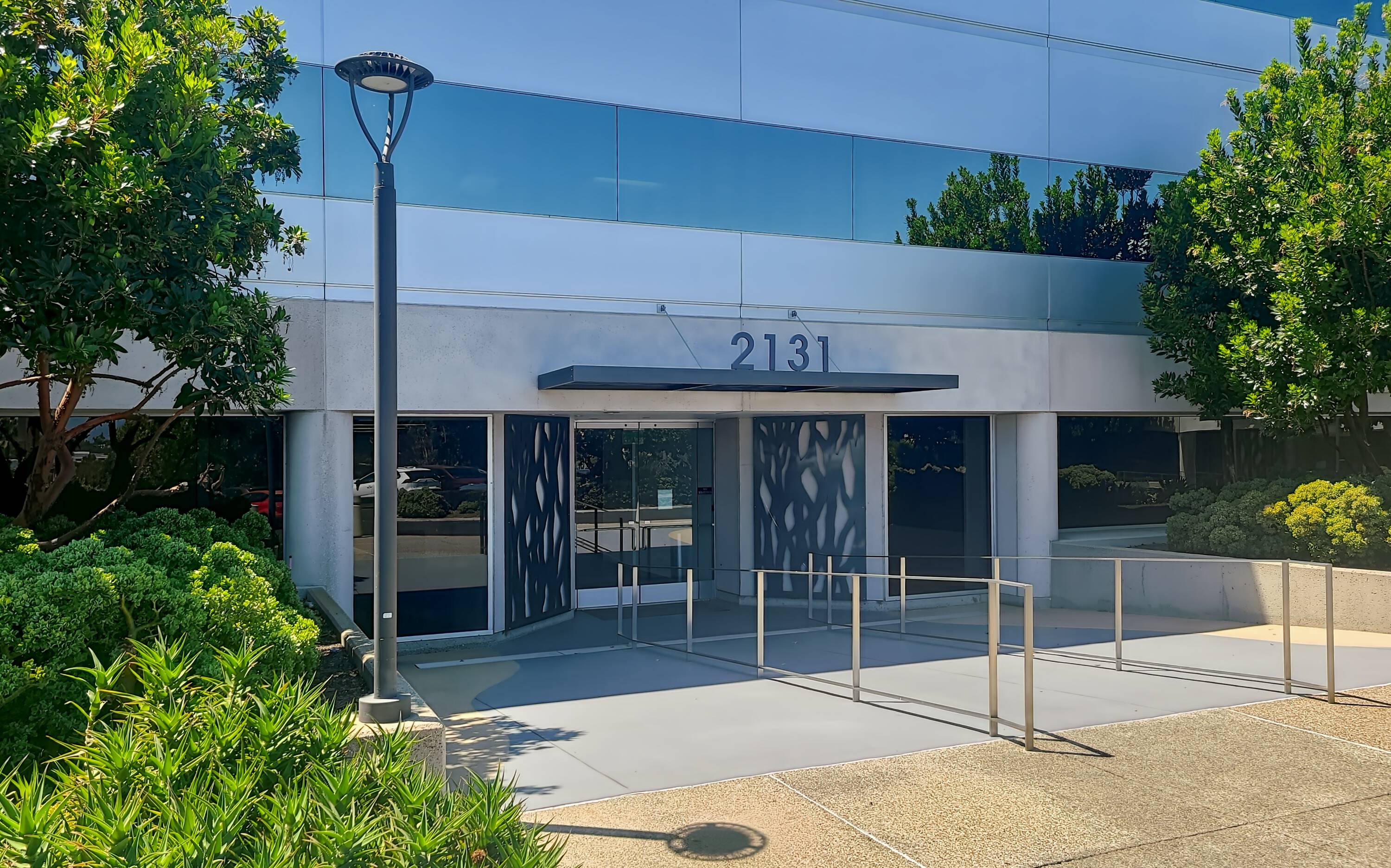 3744213