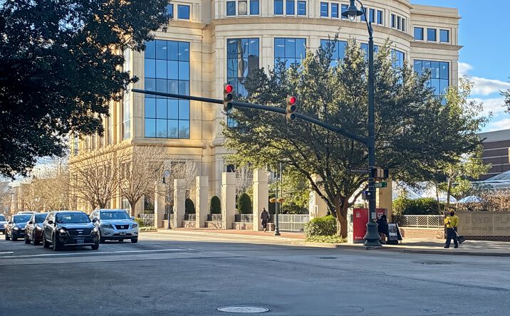 Pictures of Office property located at 1501 Main St, Suite 501, Columbia, SC 29201 for lease - image #1