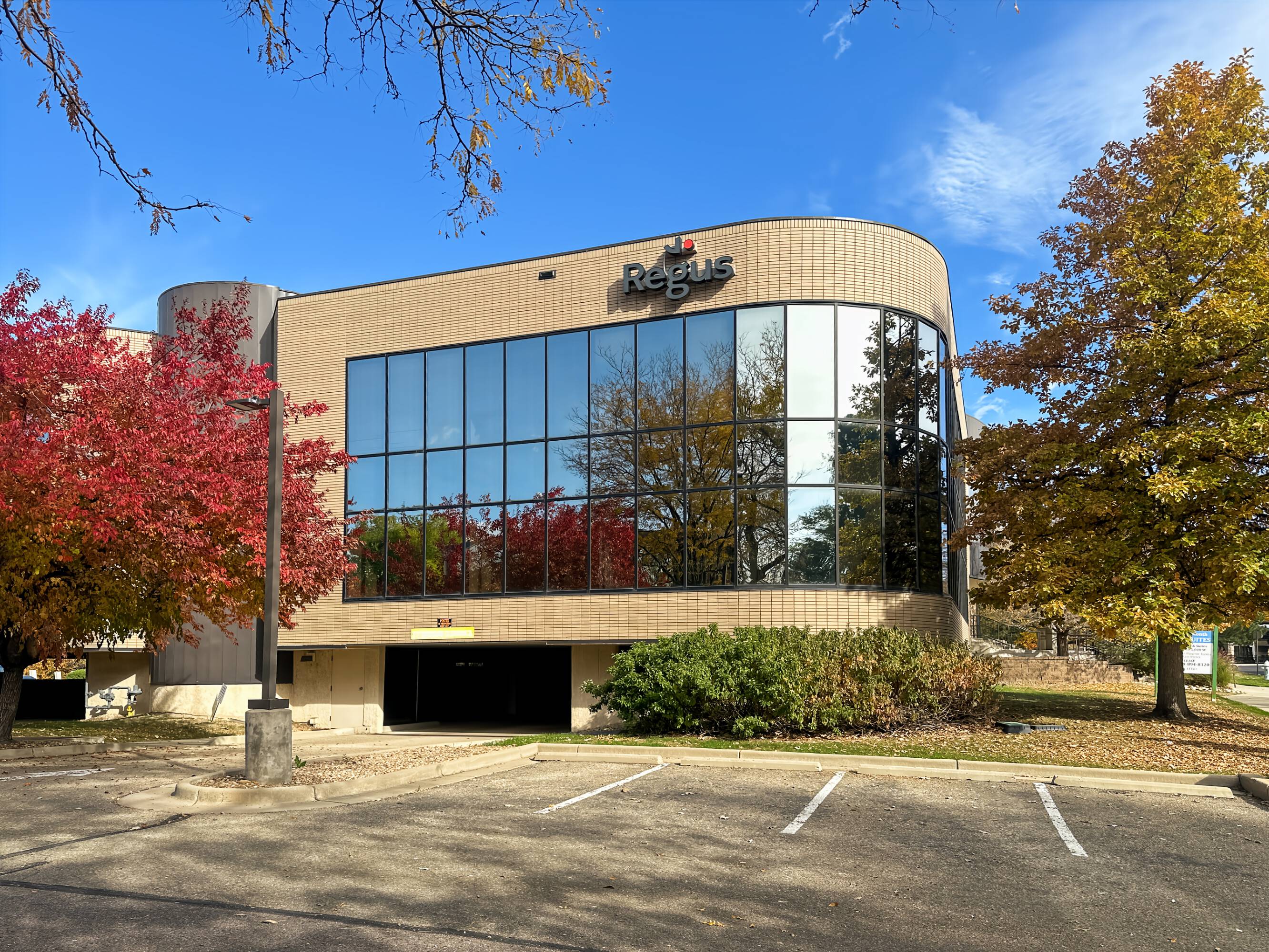 3752010