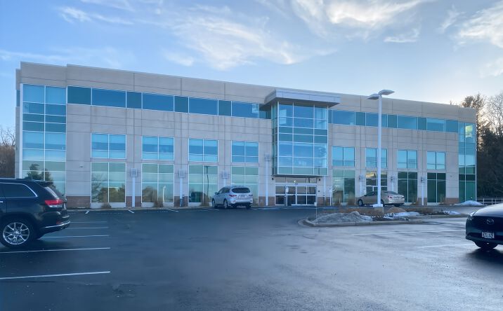 Pictures of Office property located at 708 Heartland Trl, Madison, WI 53717 for lease - image #1