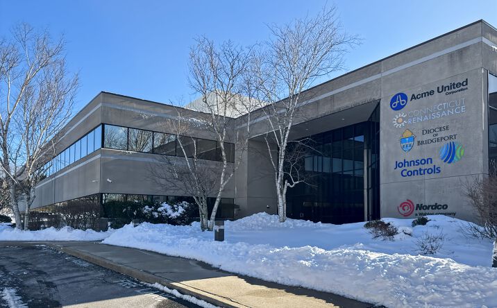 Pictures of Office property located at 1 Waterview Dr, Suite 101, Shelton, CT 06484 for lease - image #1
