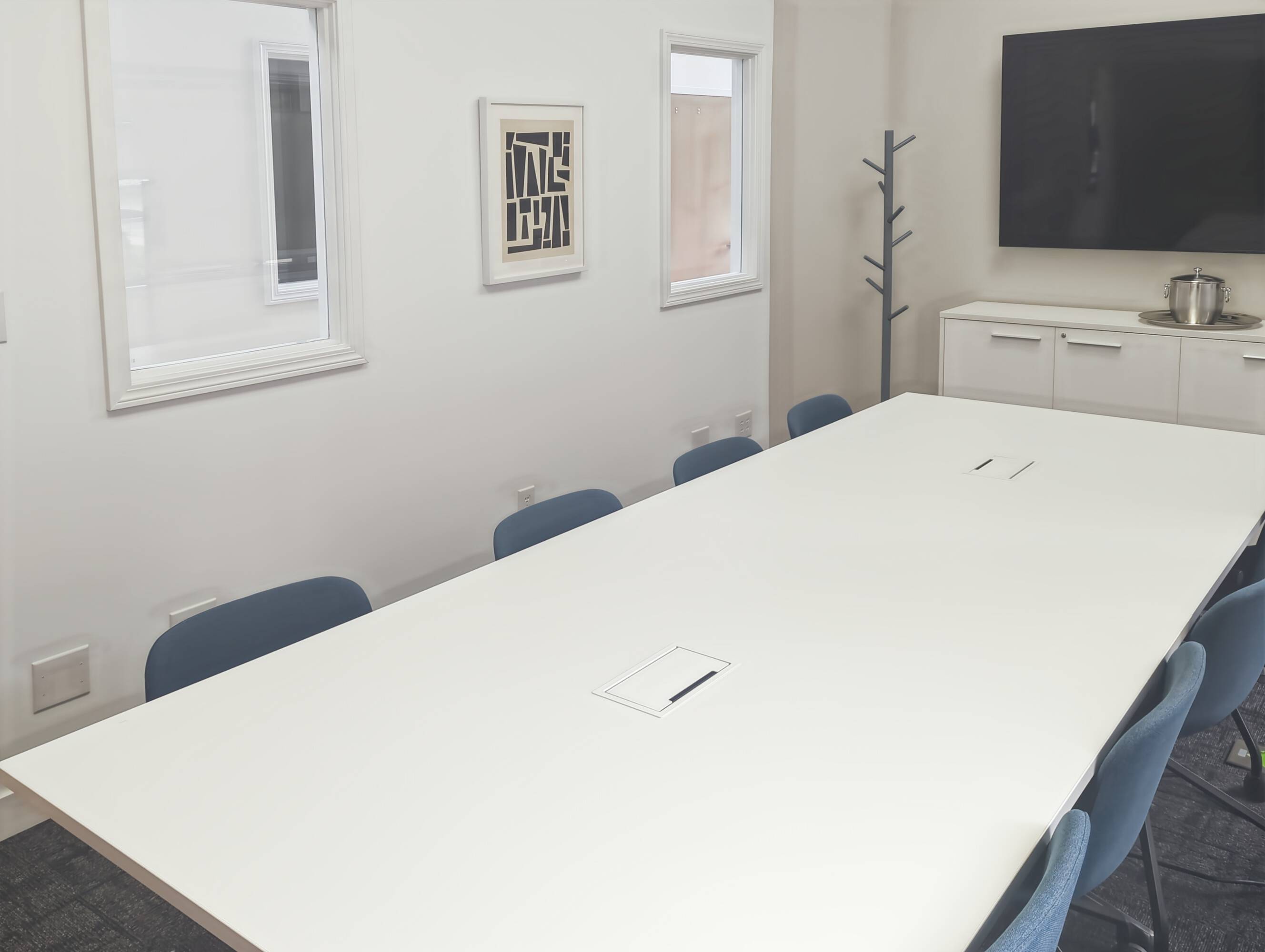 3772243