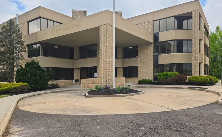 Pictures of Office property located at 1099 White Horse Road, Voorhees, NJ 08043 for lease - image #1