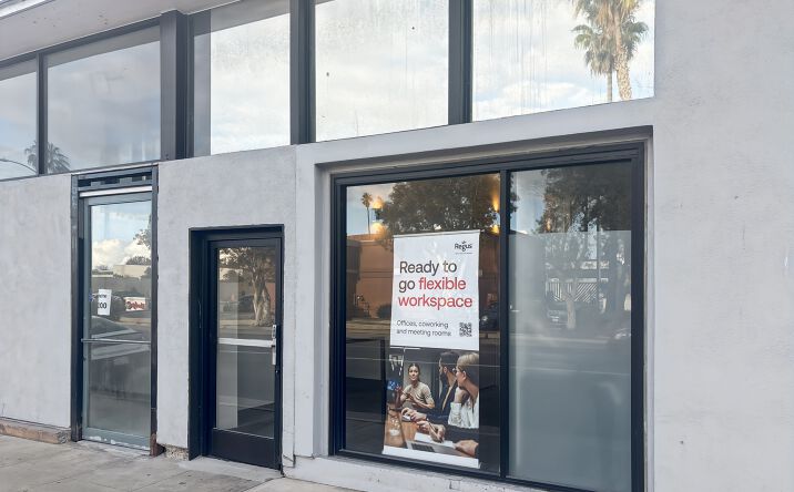 Pictures of Office property located at 918 Mission Ave, Oceanside, CA 92054 for lease - image #1