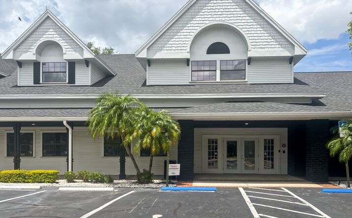 Pictures of Office property located at 300 EAST BAY DR, Largo, FL 33770 for lease - image #1