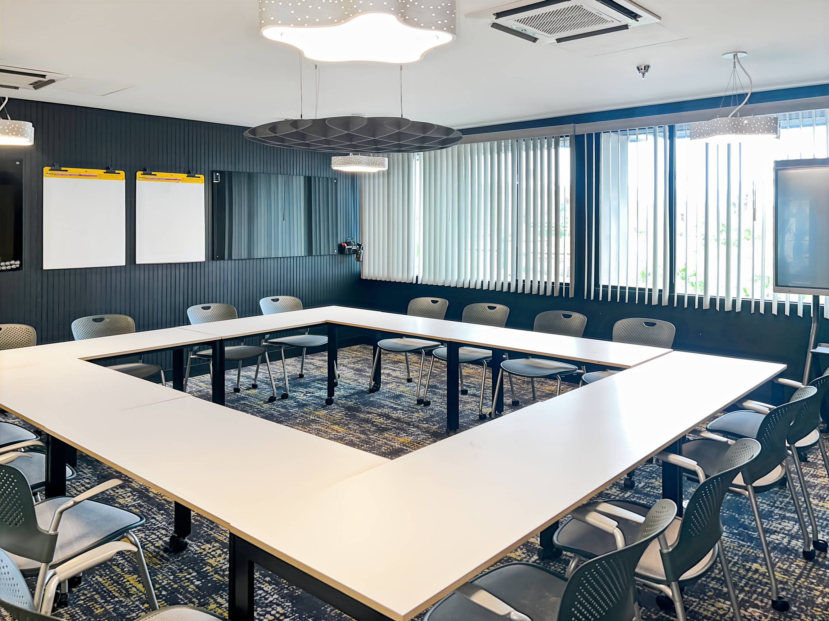 3788486