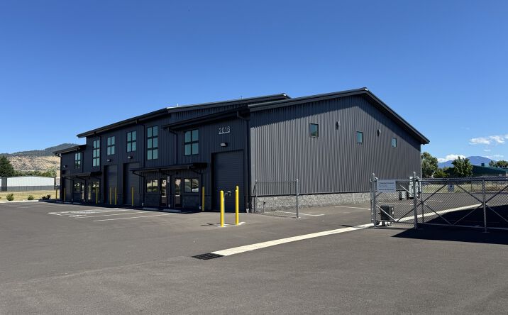 Pictures of Retail, Industrial property located at 2016 Commerce Drive, Medford, OR 97504 for lease - image #1