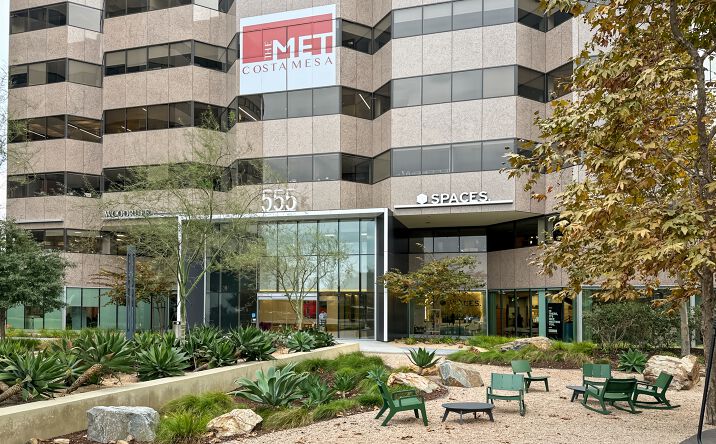Pictures of Office property located at 555 Anton Blvd, Suites 150, 200, 300, Costa Mesa, CA 92626 for lease - image #1