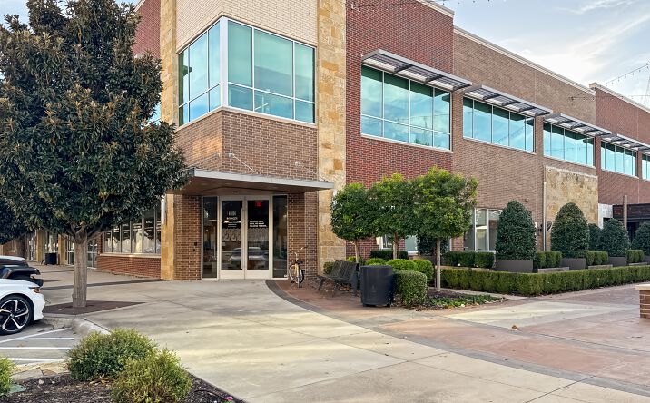 Pictures of Office property located at 3300 Dallas Parkway, Suite 200, Plano, Garland, TX 75093 for lease - image #1