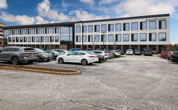 Pictures of Office property located at Olive Blvd, Creve Coeur, MO 63141 for lease - image #1