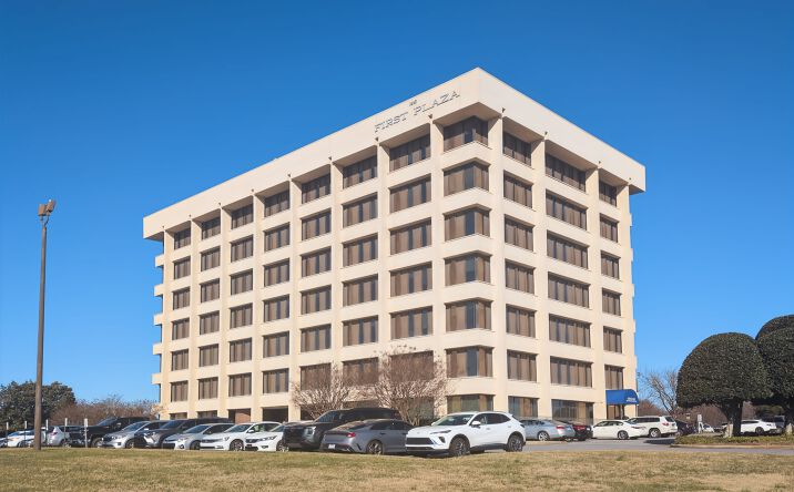 Pictures of Office property located at 1985 Tate Blvd 5th Floor Hickory North Carolina, Hickory, NC 28602 for lease - image #1